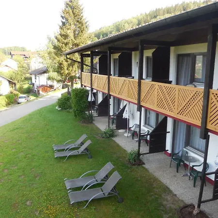 Garni Haus Am Berg Bed & Breakfast Lam