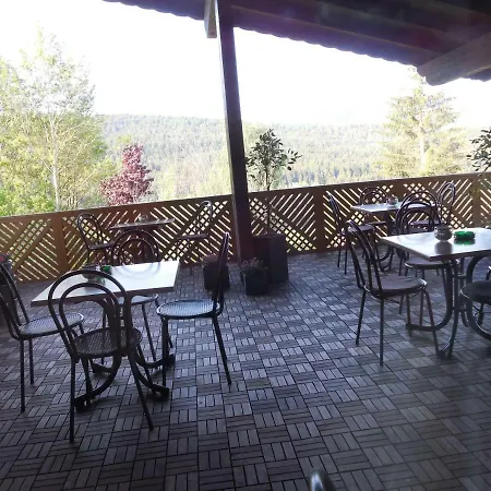 Garni Haus Am Berg Bed & Breakfast *