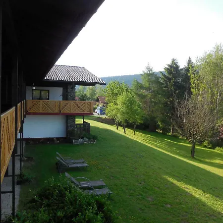 Bed & Breakfast Garni Haus Am Berg