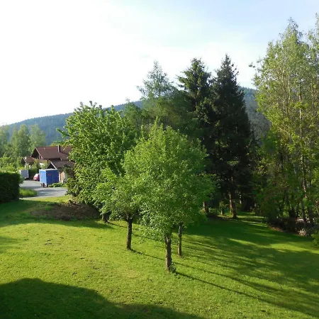 Garni Haus Am Berg Bed & Breakfast Lam
