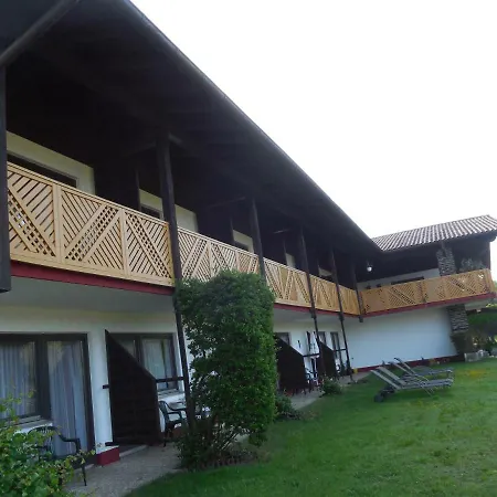 Oda ve Kahvaltı Garni Haus Am Berg